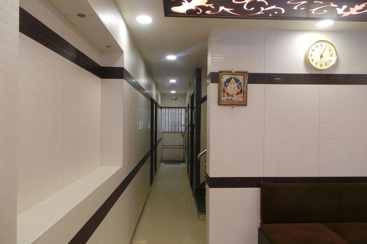 Manjusri Paradise Hotel Bangalore Exterior photo